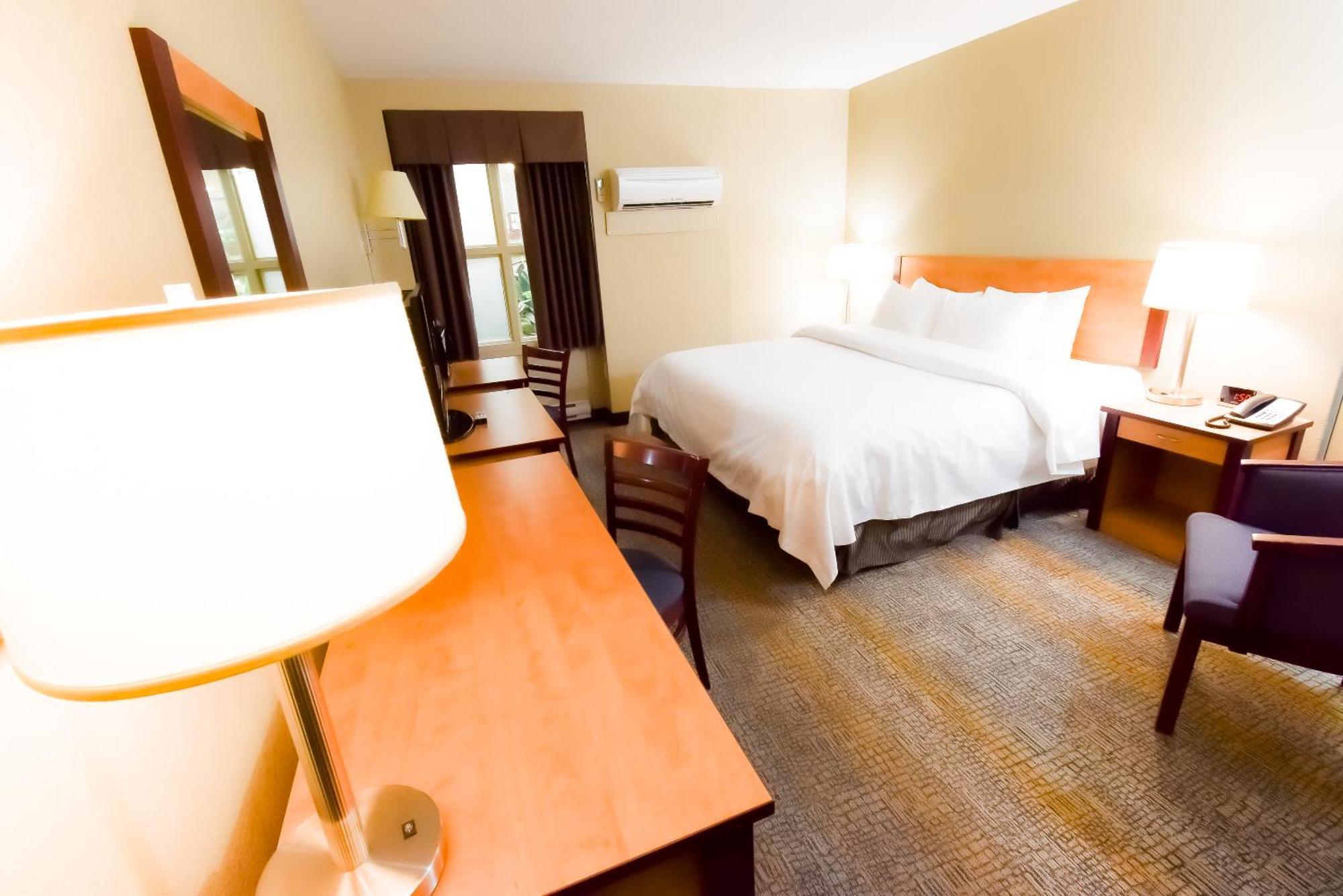 Canad Inns Destination Centre Windsor Park Winnipeg Bagian luar foto