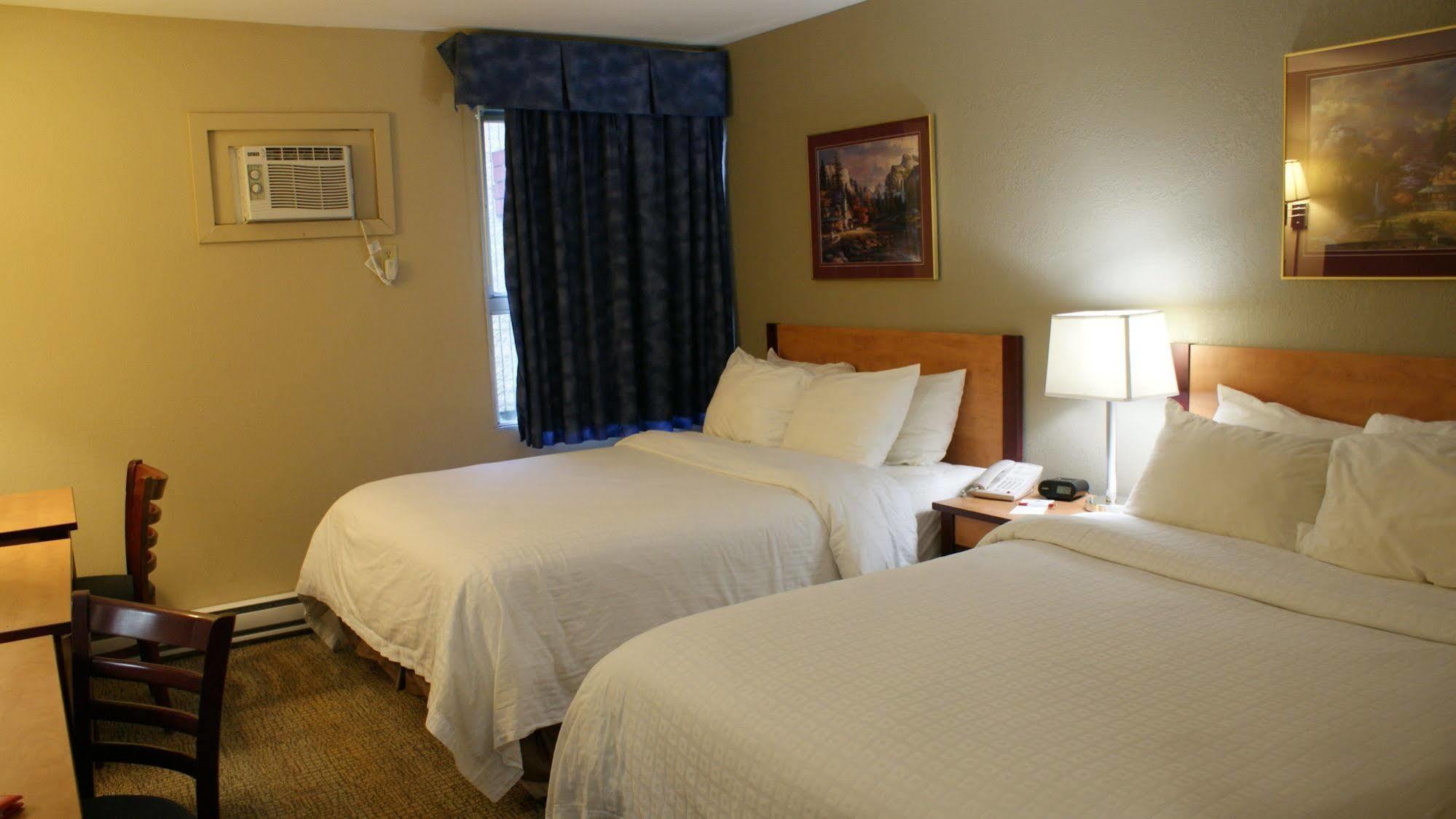 Canad Inns Destination Centre Windsor Park Winnipeg Bagian luar foto